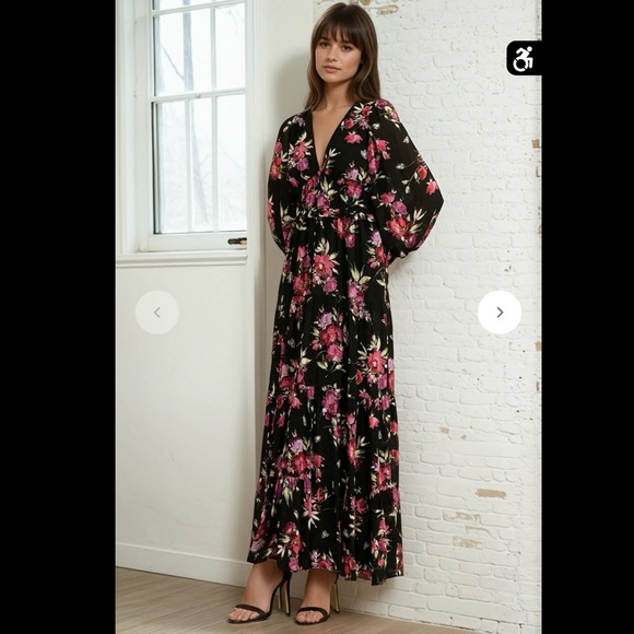 Yumi Kim Dresses & Skirts - Yumi Kim Frida in New Love Crimson Floral Maxi Dress Sz. S